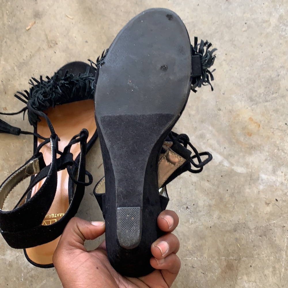 Sandals - Picture 4 of 4